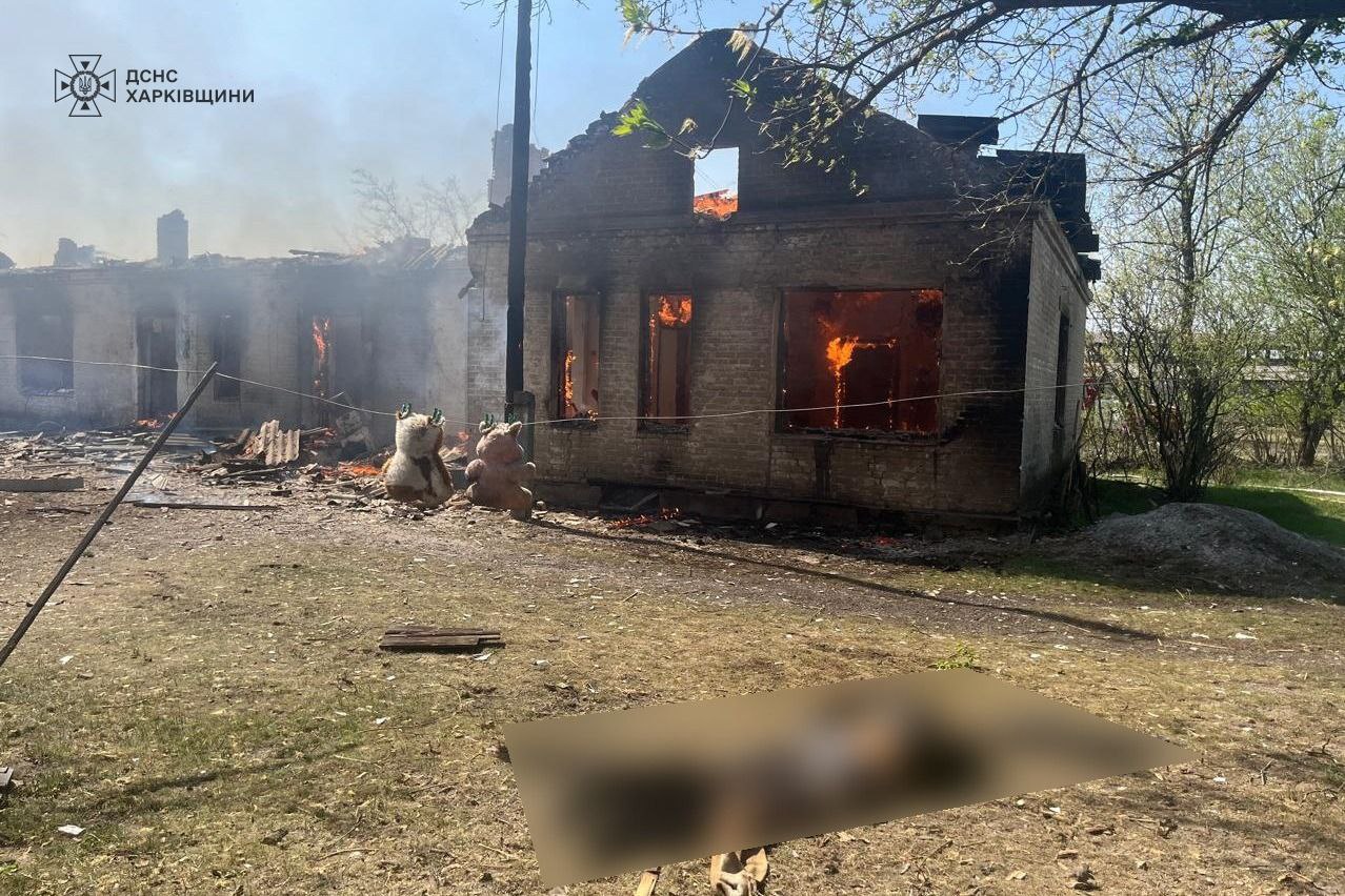 Обстрілювали рятувальників, які гасили пожежу на Харківщині, окупанти